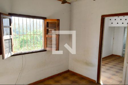 Casa à venda com 450m², 6 quartos e 2 vagas Casa à venda com 450m², 6 quartos e 2 vagasSuite- Casa 2