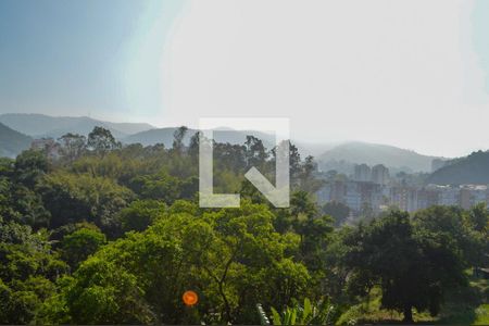 Casa à venda com 450m², 6 quartos e 2 vagas Casa à venda com 450m², 6 quartos e 2 vagasVista da Suíte - Casa 1