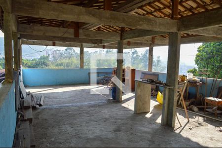 Casa à venda com 450m², 6 quartos e 2 vagas Casa à venda com 450m², 6 quartos e 2 vagasTerraço - Casa 1