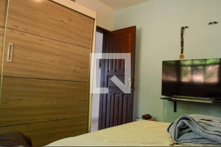 Casa à venda com 450m², 6 quartos e 2 vagas Casa à venda com 450m², 6 quartos e 2 vagasQuarto 2 - Casa 1