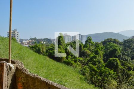Casa à venda com 450m², 6 quartos e 2 vagas Casa à venda com 450m², 6 quartos e 2 vagasSuíte