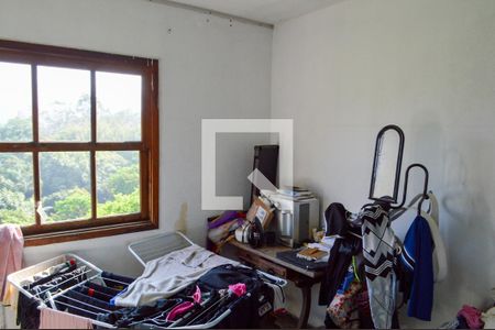 Casa à venda com 450m², 6 quartos e 2 vagas Casa à venda com 450m², 6 quartos e 2 vagasSuíte- Casa 1