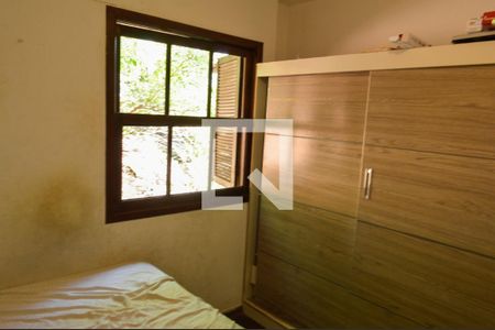 Casa à venda com 450m², 6 quartos e 2 vagas Casa à venda com 450m², 6 quartos e 2 vagasQuarto 2 - Casa 1