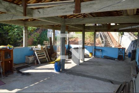 Casa à venda com 450m², 6 quartos e 2 vagas Casa à venda com 450m², 6 quartos e 2 vagasTerraço- Casa 1