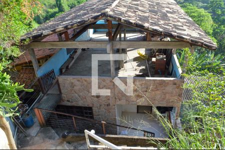 Casa à venda com 450m², 6 quartos e 2 vagas Casa à venda com 450m², 6 quartos e 2 vagasCasa 1