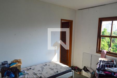 Casa à venda com 450m², 6 quartos e 2 vagas Casa à venda com 450m², 6 quartos e 2 vagasSuíte - Casa 1