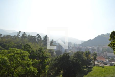 Casa à venda com 450m², 6 quartos e 2 vagas Casa à venda com 450m², 6 quartos e 2 vagasVista do Quarto 3- Casa 1