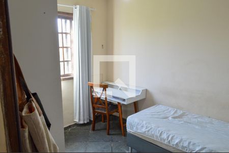 Casa à venda com 450m², 6 quartos e 2 vagas Casa à venda com 450m², 6 quartos e 2 vagasQuarto 3- Casa 1