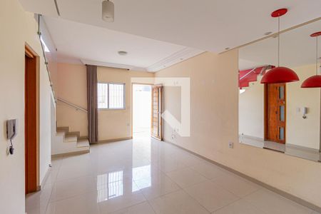 Casa de condomínio à venda com 58m², 2 quartos e 1 vagaSala