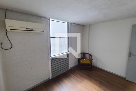 Quarto 1 de apartamento para alugar com 2 quartos, 65m² em Fátima, Niterói