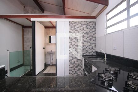 Cozinha de casa para alugar com 1 quarto, 40m² em Vila Sao Francisco, São Paulo