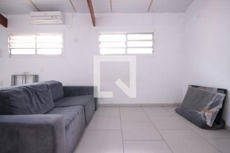 Sala de casa para alugar com 1 quarto, 40m² em Vila Sao Francisco, São Paulo