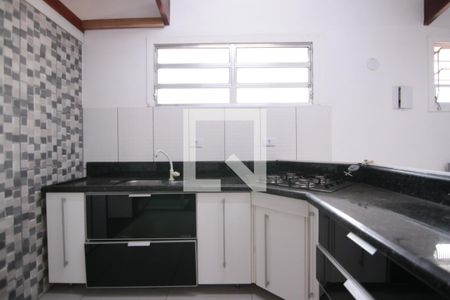 Cozinha de casa para alugar com 1 quarto, 40m² em Vila Sao Francisco, São Paulo