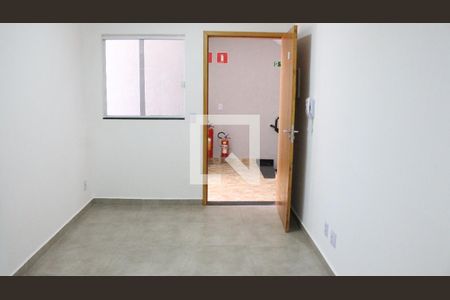 Sala de kitnet/studio para alugar com 2 quartos, 36m² em Vila Romero, São Paulo