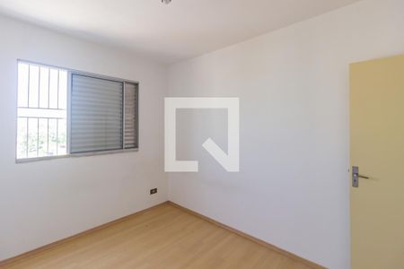 Quarto 1 de apartamento para alugar com 2 quartos, 62m² em Jaguaribe, Osasco