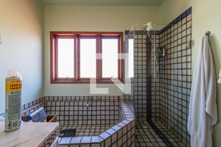 Casa de condomínio à venda com 325m², 3 quartos e 4 vagas Casa de condomínio à venda com 325m², 3 quartos e 4 vagasBanheiro da Suíte