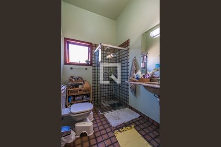 Casa de condomínio à venda com 325m², 3 quartos e 4 vagas Casa de condomínio à venda com 325m², 3 quartos e 4 vagasBanheiro Social