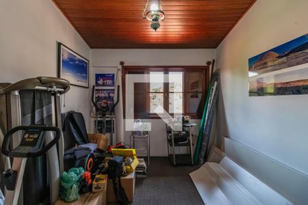 Casa de condomínio à venda com 325m², 3 quartos e 4 vagas Casa de condomínio à venda com 325m², 3 quartos e 4 vagasQuarto 2