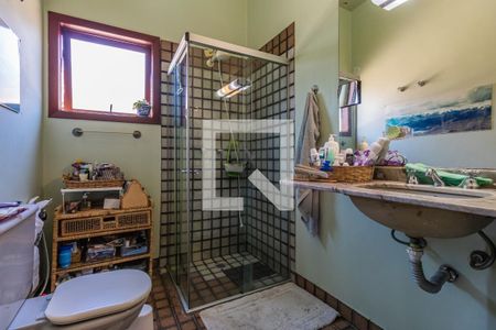 Casa de condomínio à venda com 325m², 3 quartos e 4 vagas Casa de condomínio à venda com 325m², 3 quartos e 4 vagasBanheiro Social