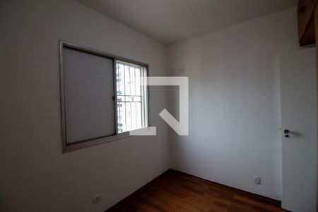 Quarto 2 de apartamento para alugar com 2 quartos, 75m² em Parque Colonial, São Paulo