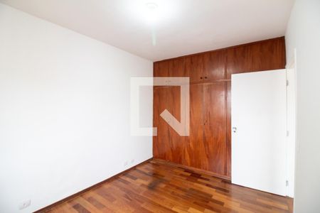 Quarto 1 de apartamento para alugar com 2 quartos, 75m² em Parque Colonial, São Paulo