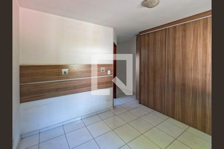 Suíte de casa à venda com 3 quartos, 155m² em Vila Fiat Lux, São Paulo