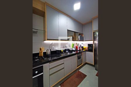 Apartamento à venda com 101m², 3 quartos e 2 vagas Apartamento à venda com 101m², 3 quartos e 2 vagasCozinha