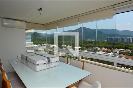 Sala de apartamento para alugar com 3 quartos, 156m² em Barra da Tijuca, Rio de Janeiro