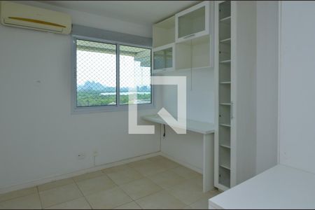 Quarto 1 de apartamento para alugar com 3 quartos, 156m² em Barra da Tijuca, Rio de Janeiro