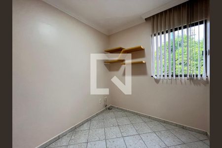 Quarto 1 de apartamento para alugar com 3 quartos, 81m² em Sobradinho, Belo Horizonte