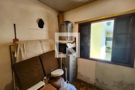 Casa à venda com 180m², 3 quartos e 2 vagas Casa à venda com 180m², 3 quartos e 2 vagasQuarto - Edícula