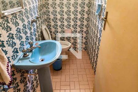 Casa à venda com 180m², 3 quartos e 2 vagas Casa à venda com 180m², 3 quartos e 2 vagasBanheiro - Edícula