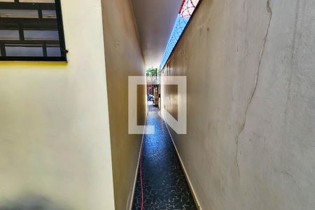Casa à venda com 180m², 3 quartos e 2 vagas Casa à venda com 180m², 3 quartos e 2 vagasÁrea externa