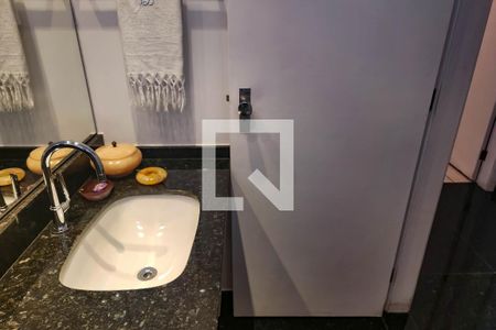 Casa à venda com 180m², 3 quartos e 2 vagas Casa à venda com 180m², 3 quartos e 2 vagasLavabo