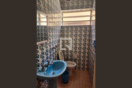 Casa à venda com 180m², 3 quartos e 2 vagas Casa à venda com 180m², 3 quartos e 2 vagasBanheiro - Edícula