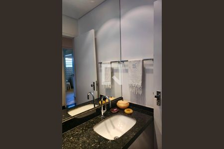 Casa à venda com 180m², 3 quartos e 2 vagas Casa à venda com 180m², 3 quartos e 2 vagasLavabo