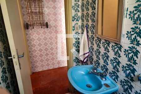 Casa à venda com 180m², 3 quartos e 2 vagas Casa à venda com 180m², 3 quartos e 2 vagasBanheiro - Edícula