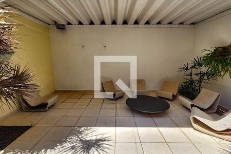 Casa à venda com 180m², 3 quartos e 2 vagas Casa à venda com 180m², 3 quartos e 2 vagasQuintal