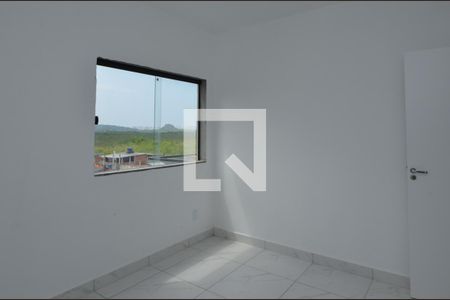 Quarto 1 de apartamento para alugar com 2 quartos, 54m² em Vargem Pequena, Rio de Janeiro