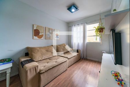 Sala de apartamento para alugar com 2 quartos, 54m² em Jardim Santo André, Santo André