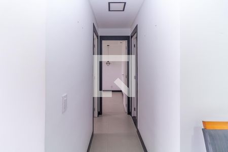 Corredor de apartamento à venda com 2 quartos, 63m² em Vila Ema, São Paulo