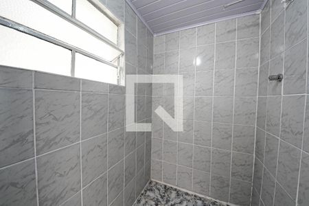 Banheiro de apartamento para alugar com 1 quarto, 40m² em Água Rasa, São Paulo