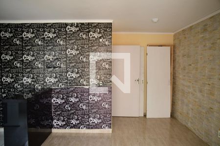 Sala de apartamento para alugar com 2 quartos, 50m² em Vila Monte Serrat, Cotia