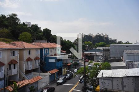 Vista do quarto de apartamento para alugar com 1 quarto, 47m² em Jardim Maria Rosa, São Paulo