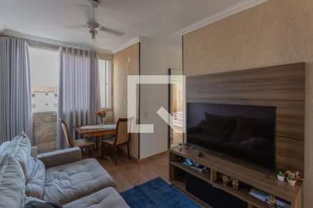 Sala de apartamento à venda com 3 quartos, 76m² em Sagrada Família, Belo Horizonte