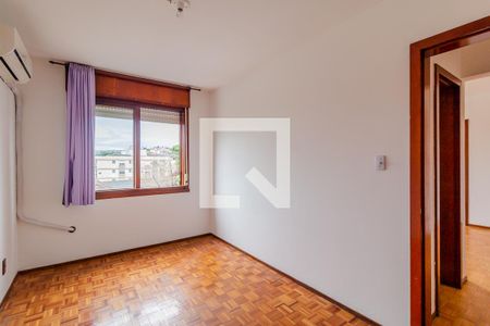 Quarto de apartamento à venda com 1 quarto, 47m² em Medianeira, Porto Alegre