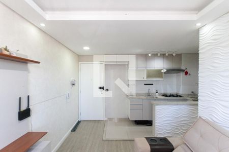 Sala de apartamento para alugar com 2 quartos, 40m² em Sítio da Figueira, São Paulo