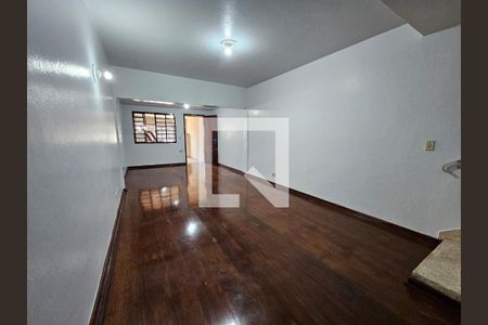 Sala  de casa à venda com 3 quartos, 133m² em Jardim Monte Alegre, Taboão da Serra