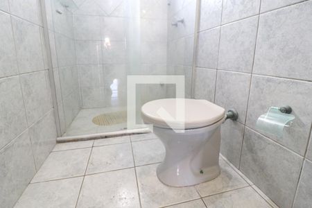 Banheiro do Quarto 1 de casa à venda com 3 quartos, 221m² em Hípica, Porto Alegre