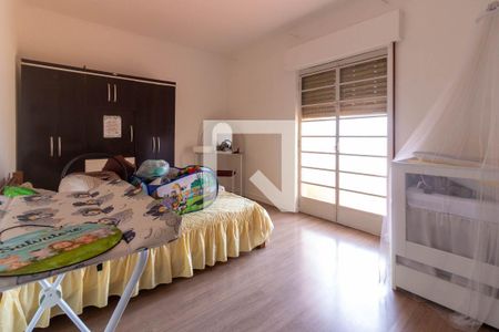 Quarto 1 de casa para alugar com 4 quartos, 180m² em Jardim Pinheiros, São Paulo